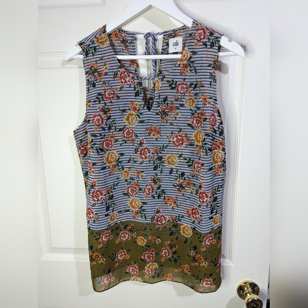 Cabi Penelope Blue floral print sleeveless top blouse size medium